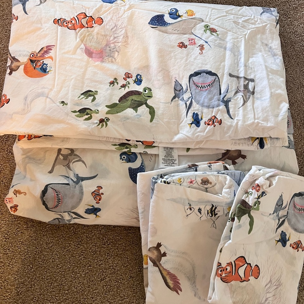 Pottery Barn Kids Finding Nemo Full-Size Sheet Set